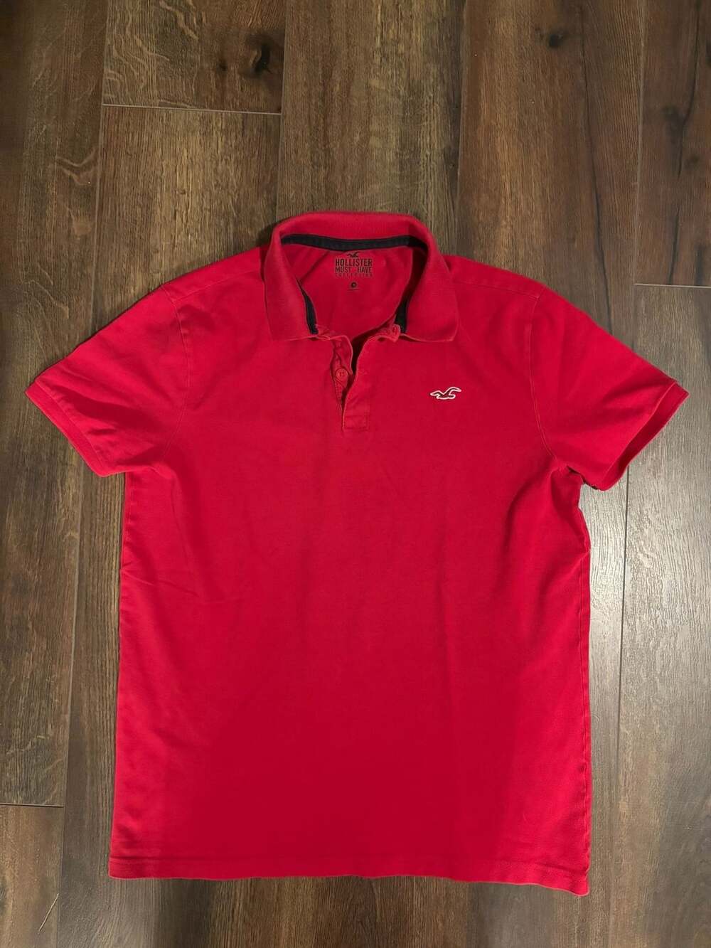 Hollister Must Have Collection Polo Size M Red Short Sleeve